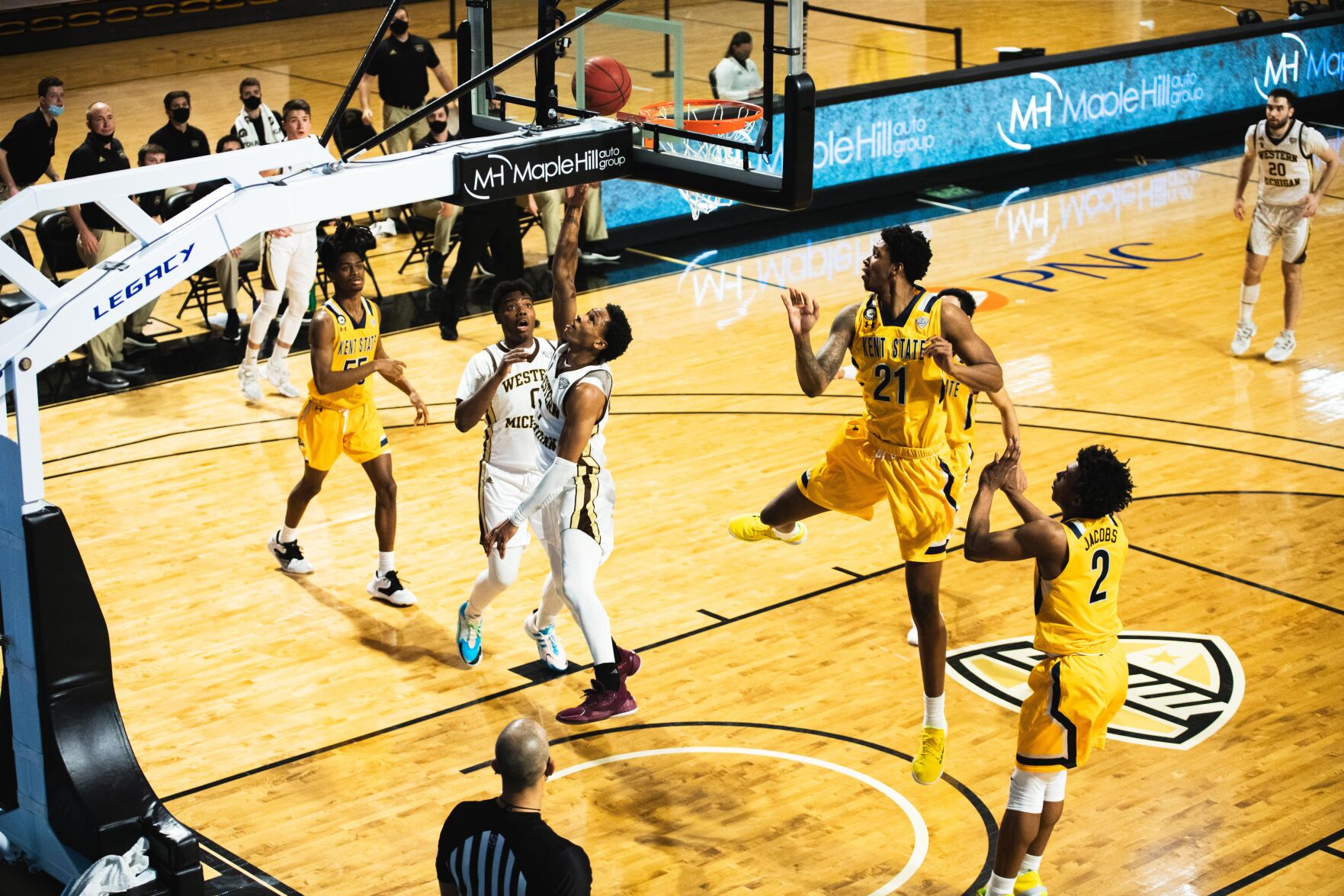WMU Men's Basketball B.Artis White